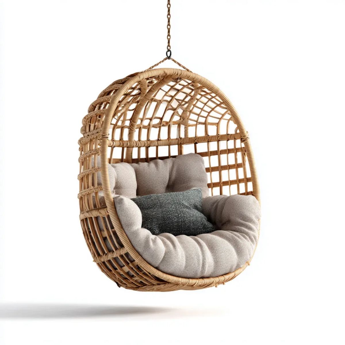 Naturalny rattanowy fotel wiszący owalny 100 × 80 × 120 cm z beżowymi poduszkami
